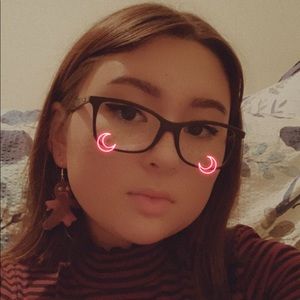 Meet your Posher, MiNa